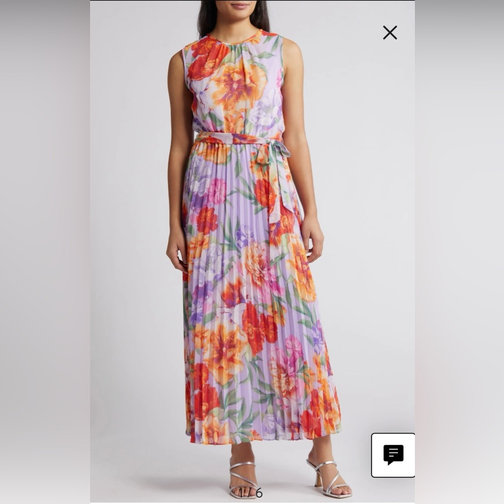 Julia Jordan Floral Pleated Maxi Dress